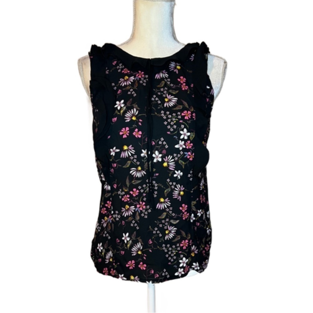 ⭐️ 3 For $15 Lauren Conrad Ruffle Top